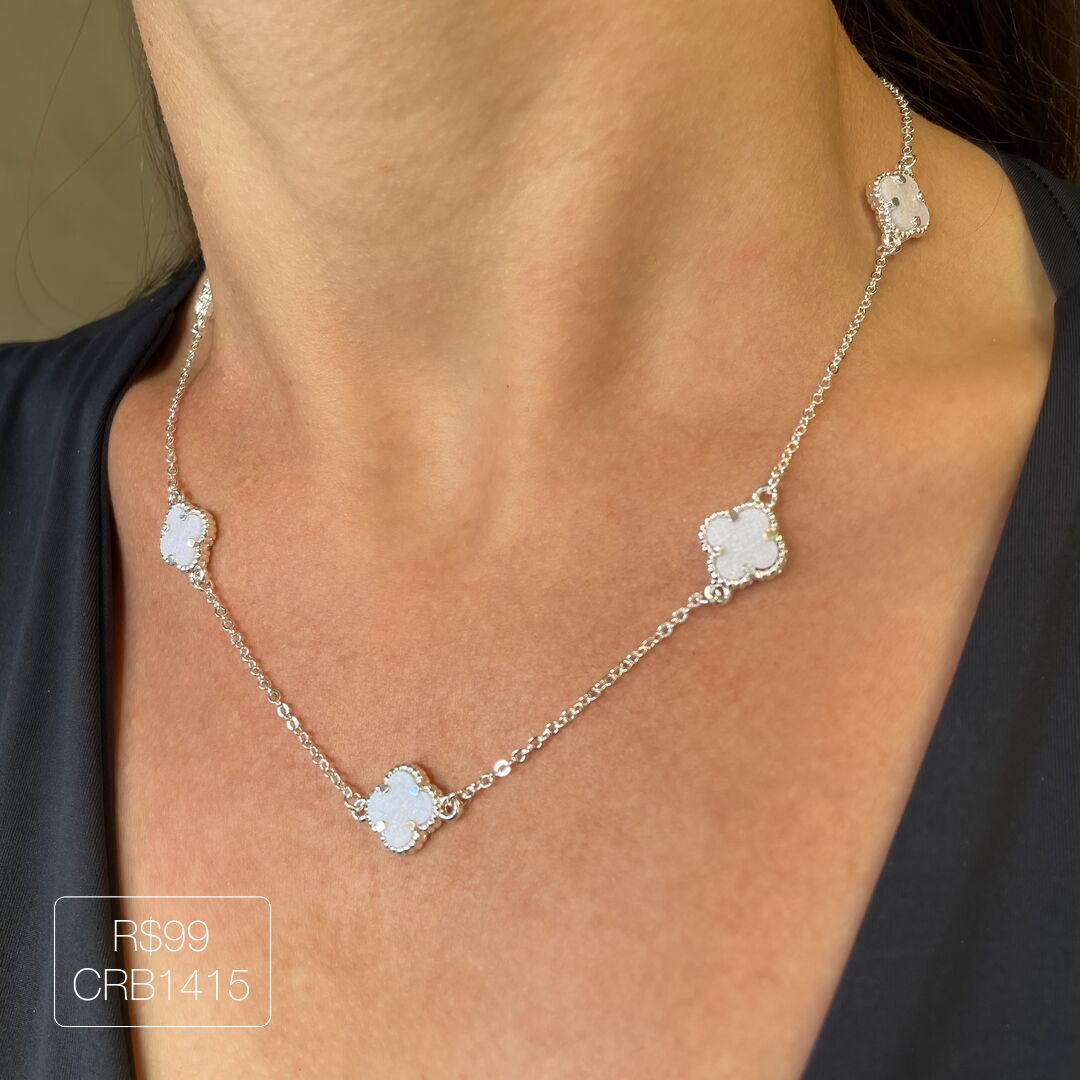 Colar V@n Cleef c/ 5 Pingente P Madre Prateado